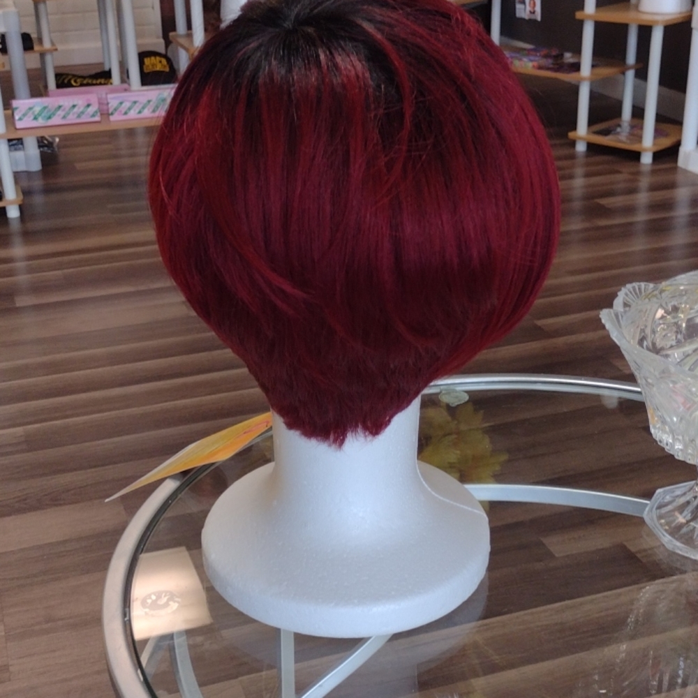 Wigs - Picture 3 of 3